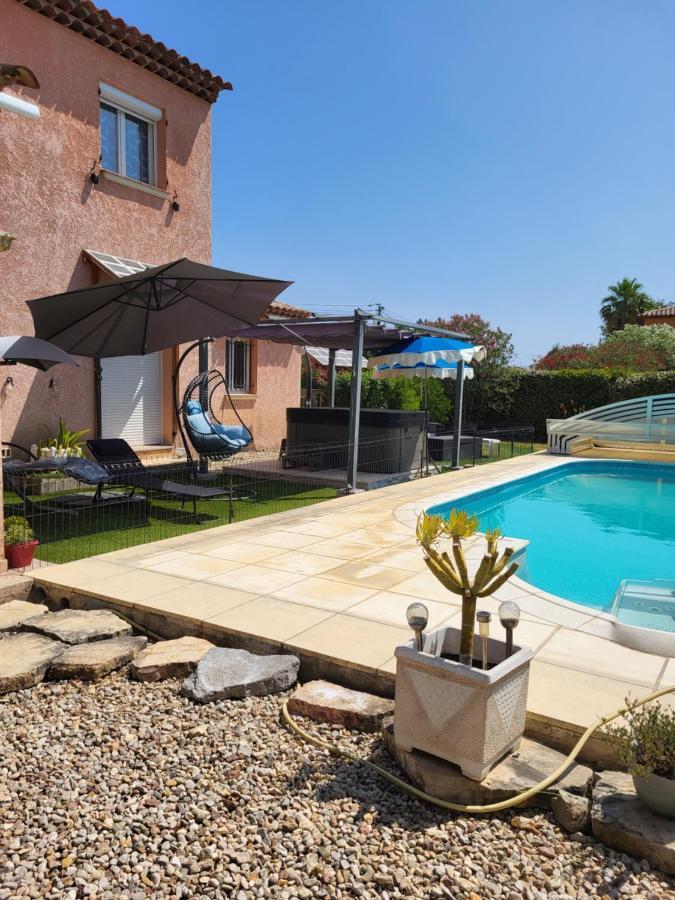La Toscana Roquebrune Sur Argens Bagian luar foto